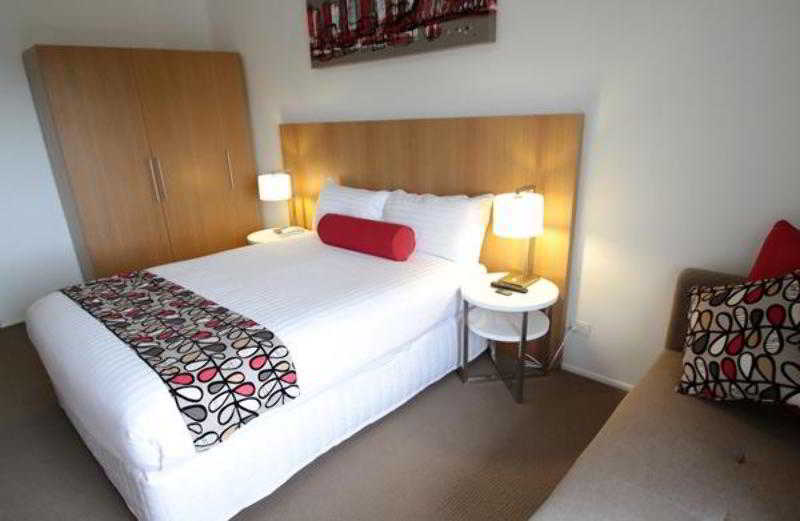 Best Western Gregory Terrace Brisbane Room photo